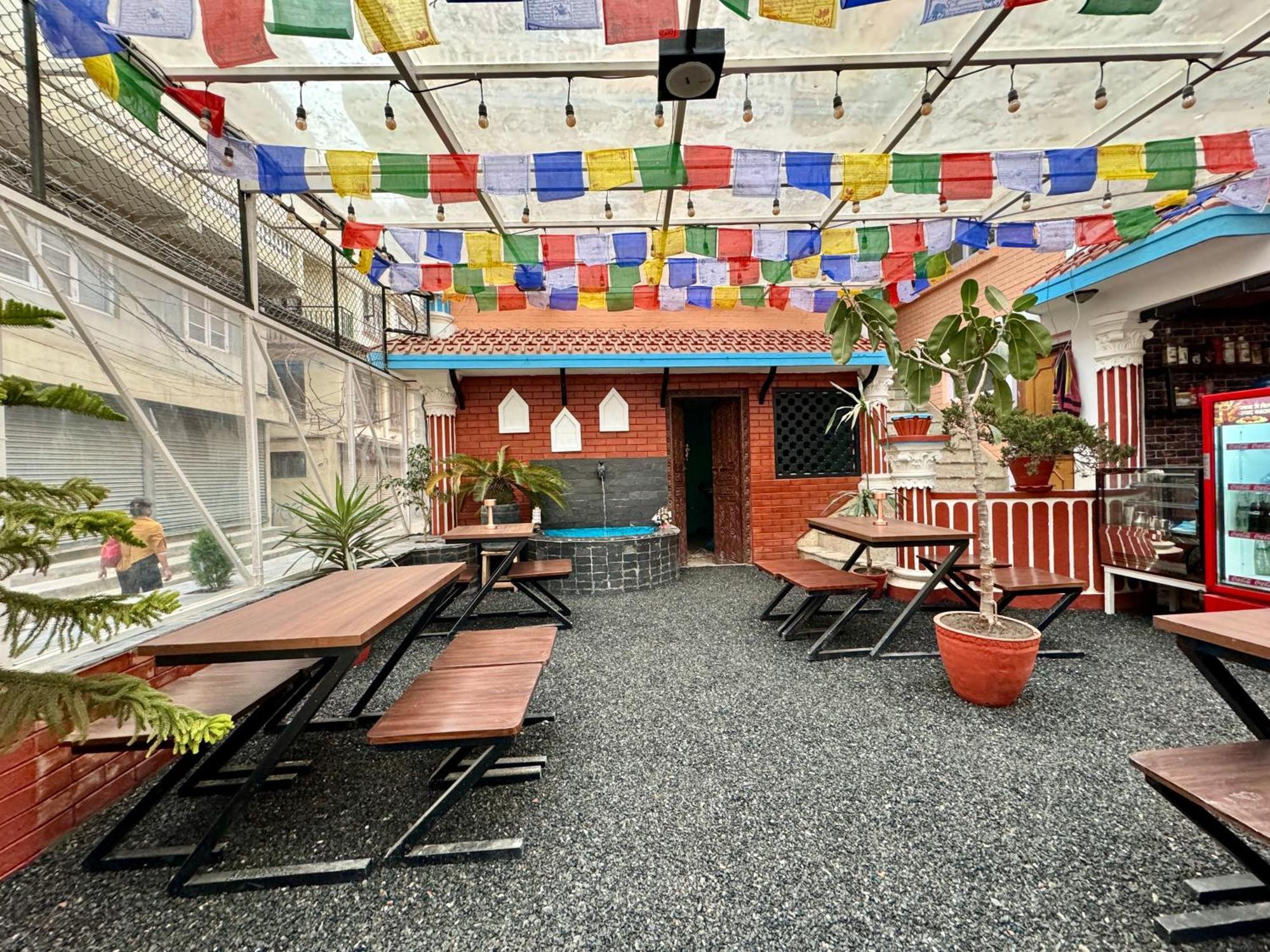 Hello Ktm Hostel Catmandu Exterior foto
